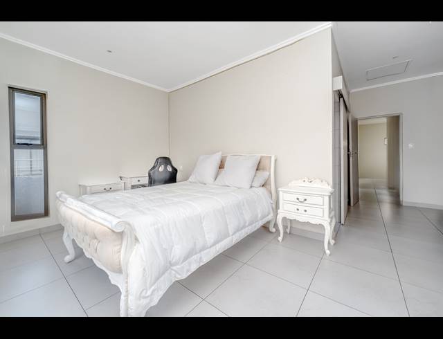 4 BEDROOM HOUSE FOR SALE IN BRYANSTON